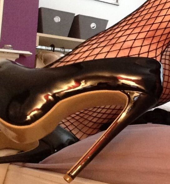 sexy ankles,sexy heels