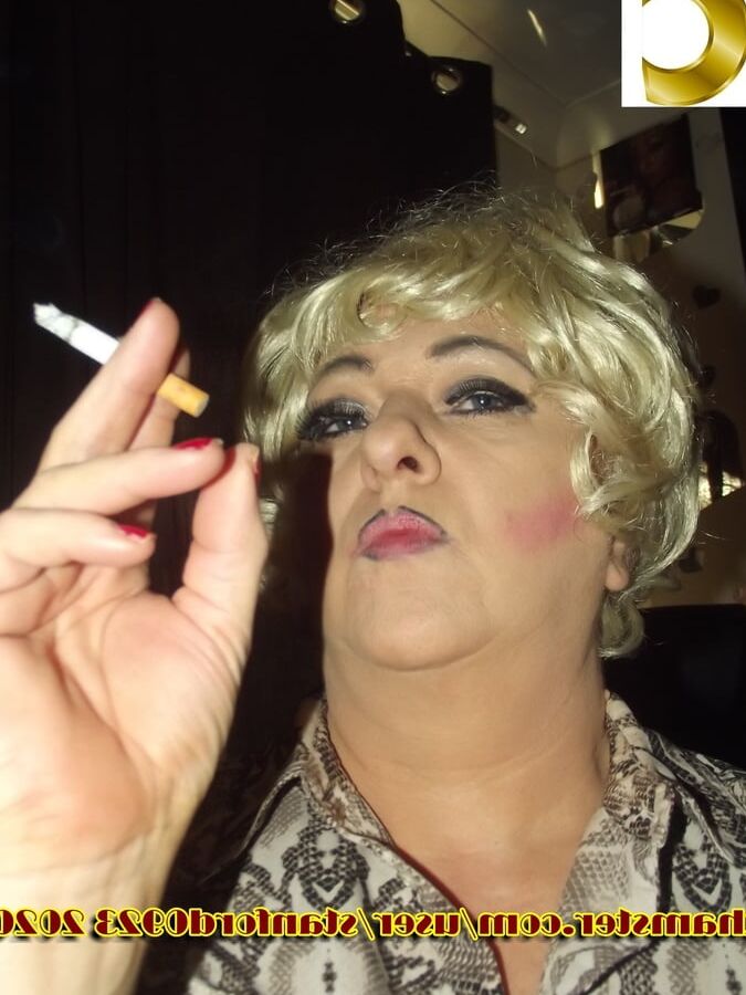 .. FIRST PUNTER MRS C RETURNS