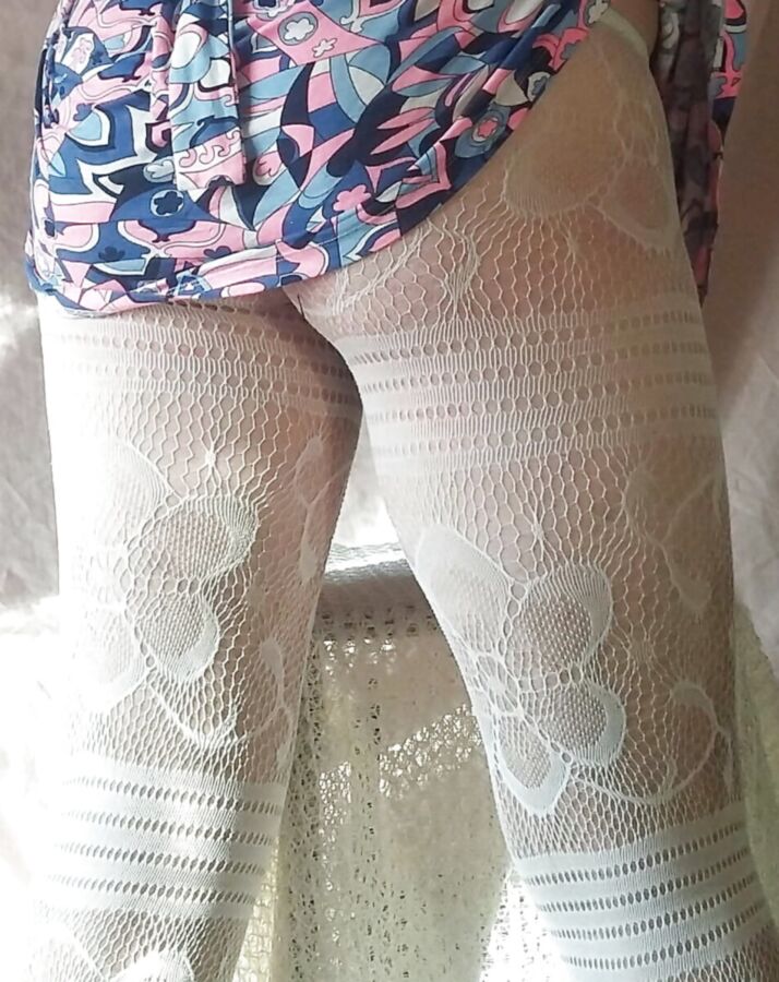 Sissy Boy Lovelaska and white lace legging