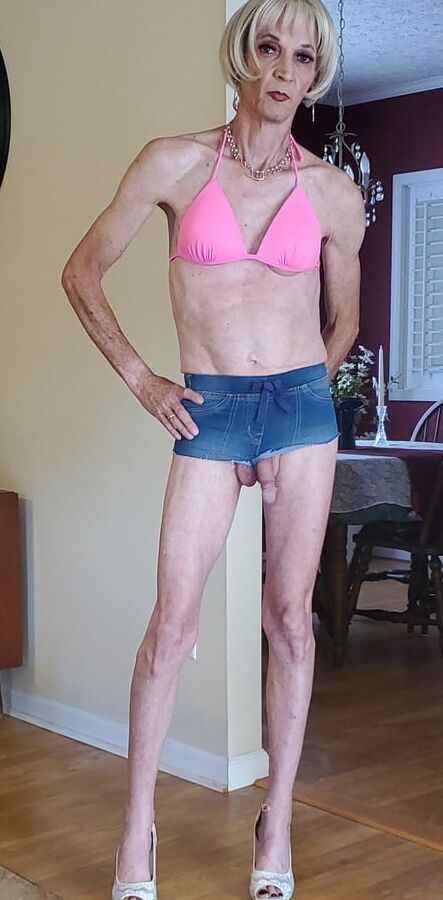Bobbie&;s Daisy Dukes