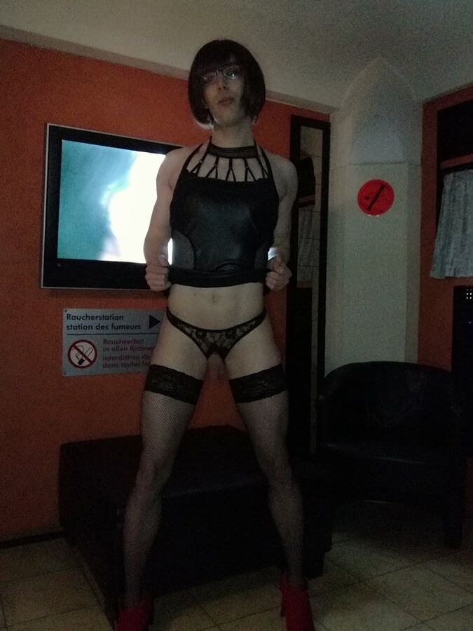 Sissy Faggot Life: Pornokino Adult Theater