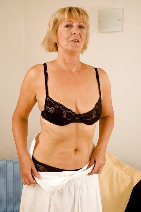 Granny Eleonor from OlderWomanFun