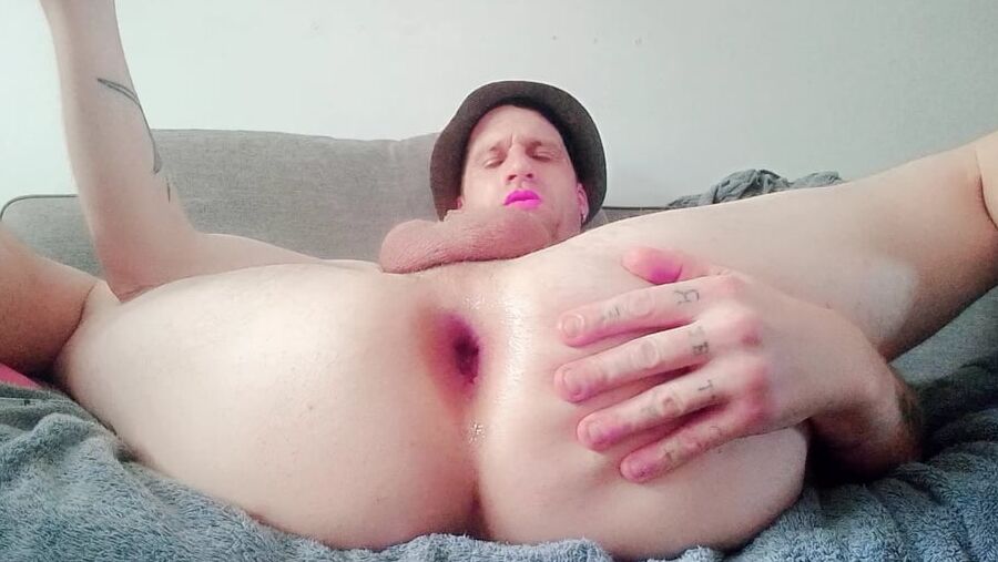 My Hole Loves to Fuck