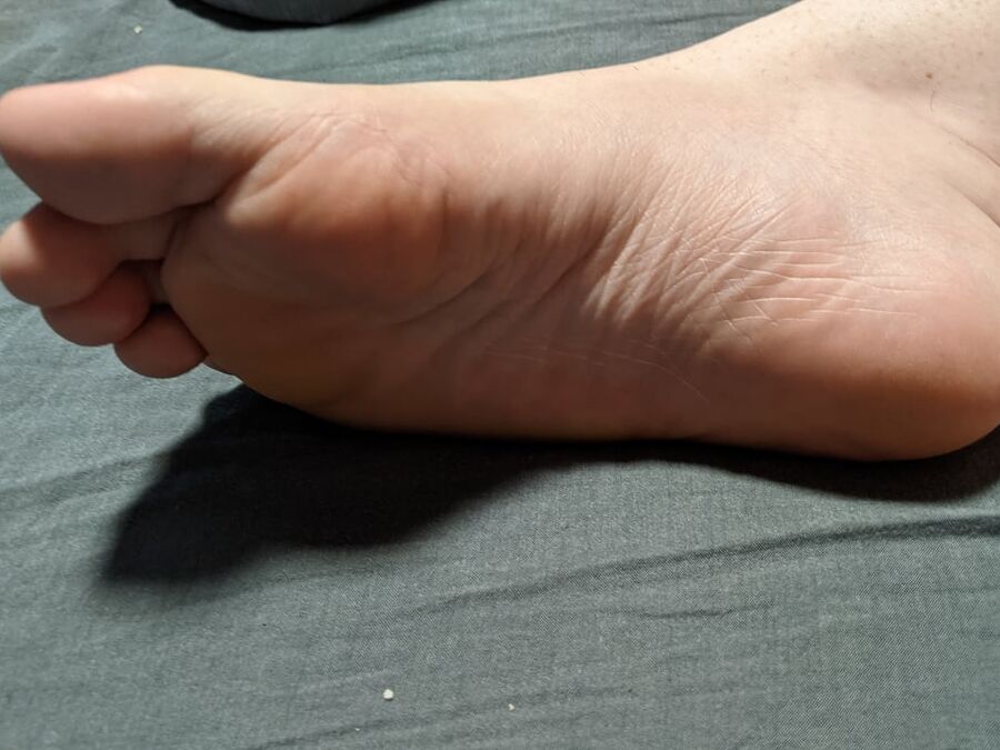 Feet Pictures rub your cock on them