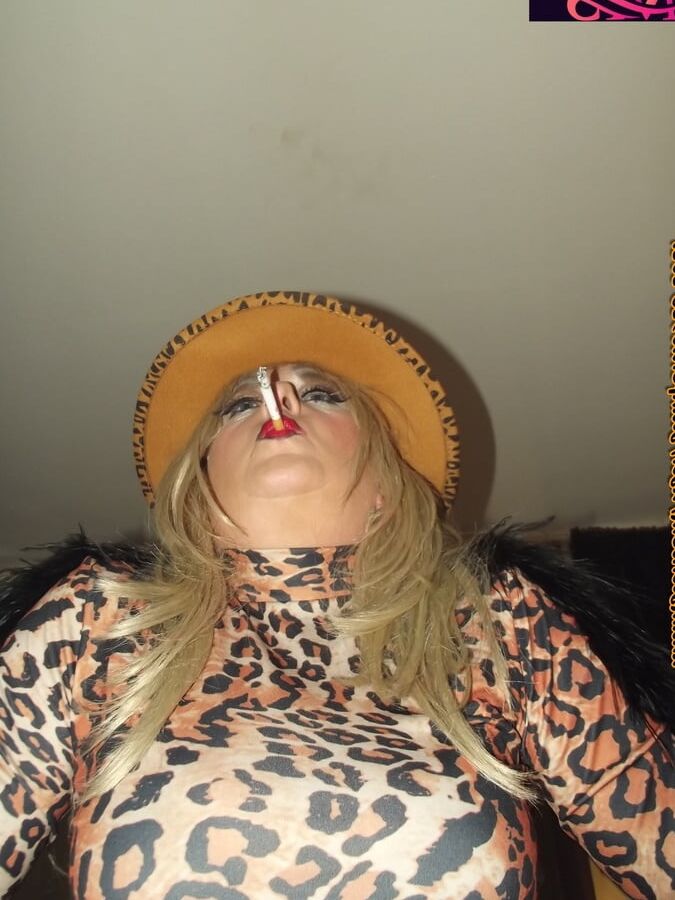 LEOPARED WHORE RETREATS TO THE BEDROOM