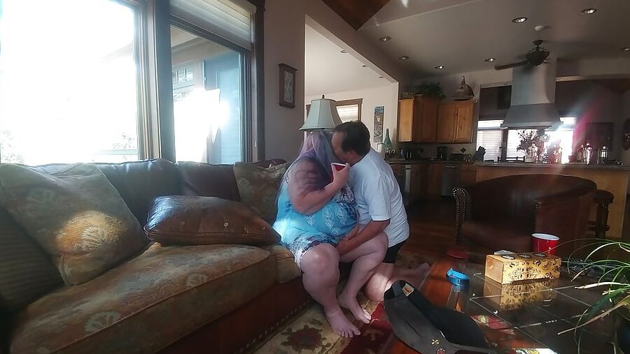 Wifey opening and closing the deal