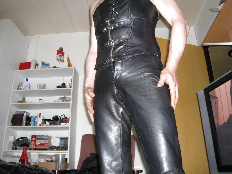 leather ware