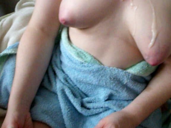 Handjob and cum on tits