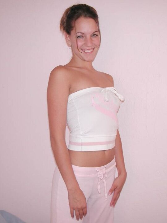 Chubby girl Velma Voodoo gets naked and shows it all