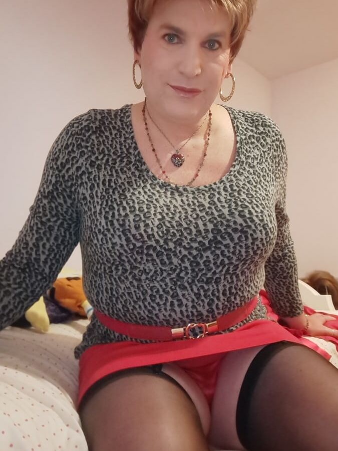Up skirt