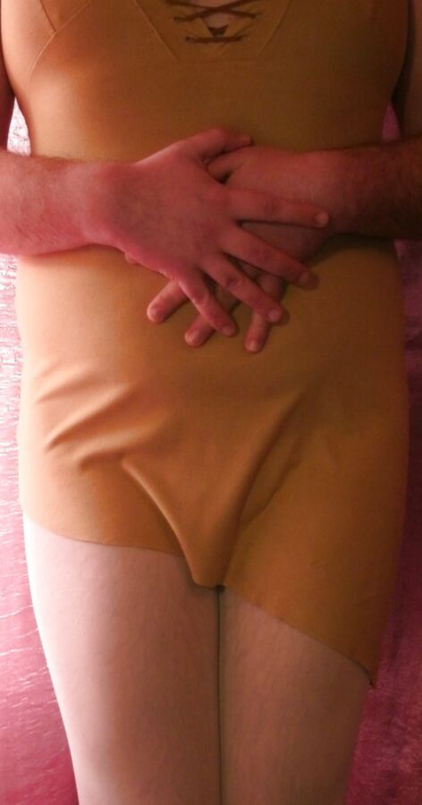Sissy Boy Lovelaska - Super ass under a sexy dress