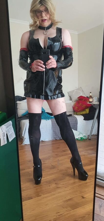 Rachel Latex Wears a Very Short Dress