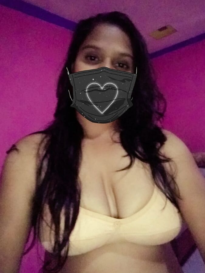 Girlfriend fucking photos