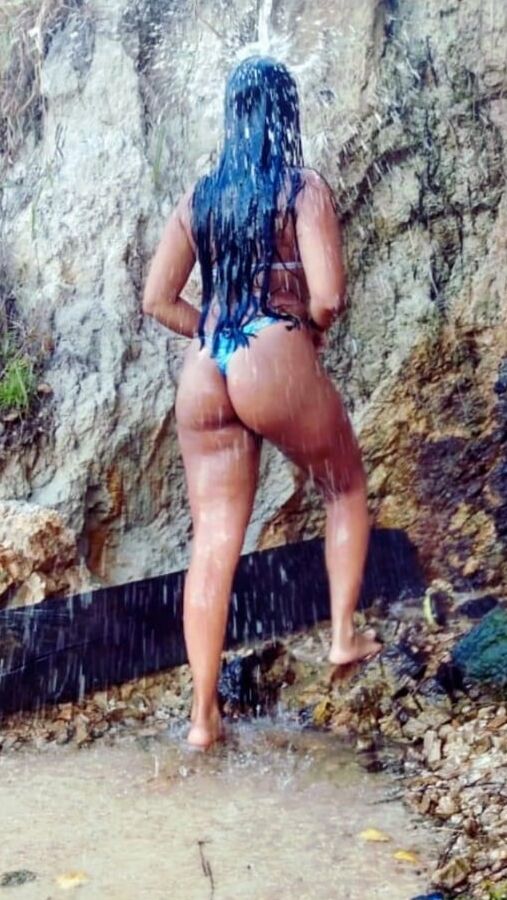 Hottest asses and chicks