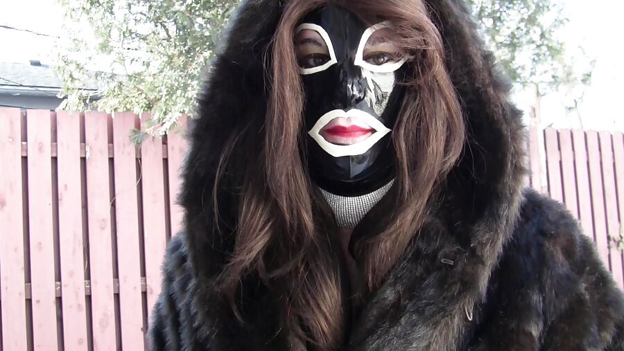 Rachel&;s fur coat