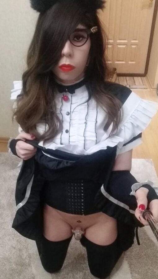 Guzel sissy maid