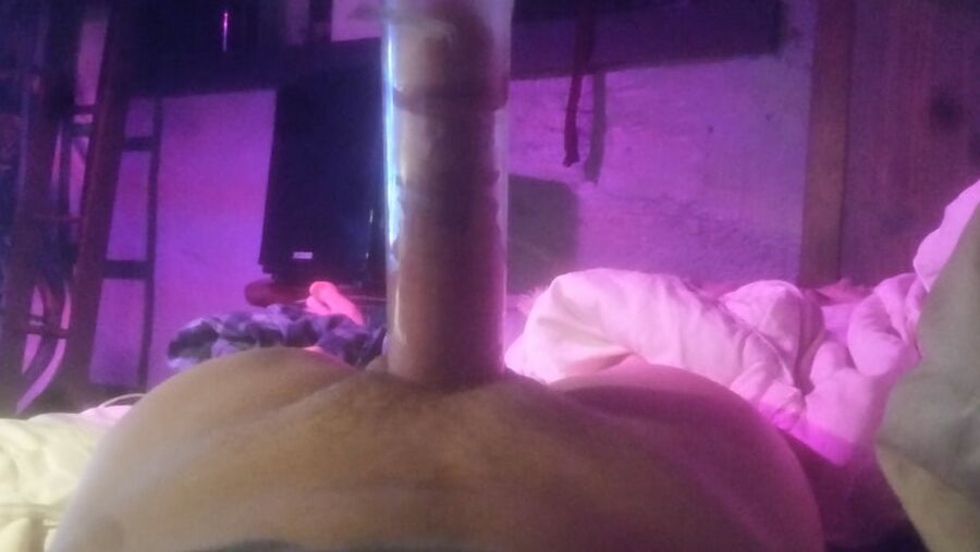 Big Cock pumping and stretching