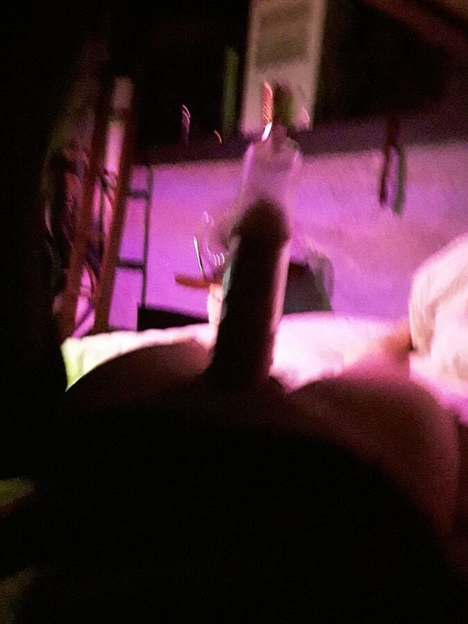 Big Cock pumping and stretching