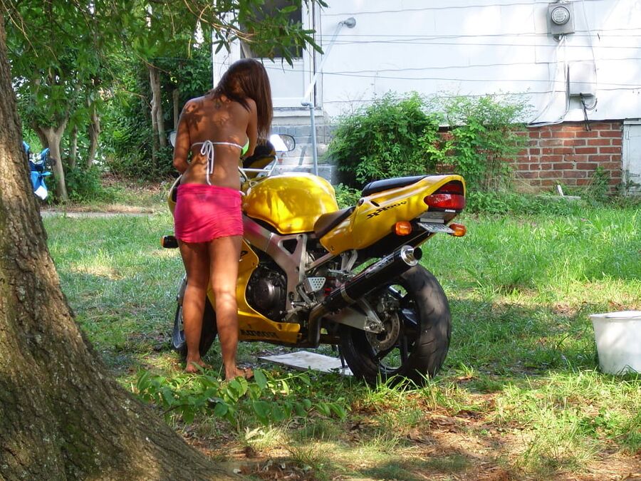 Bike wash with Charity