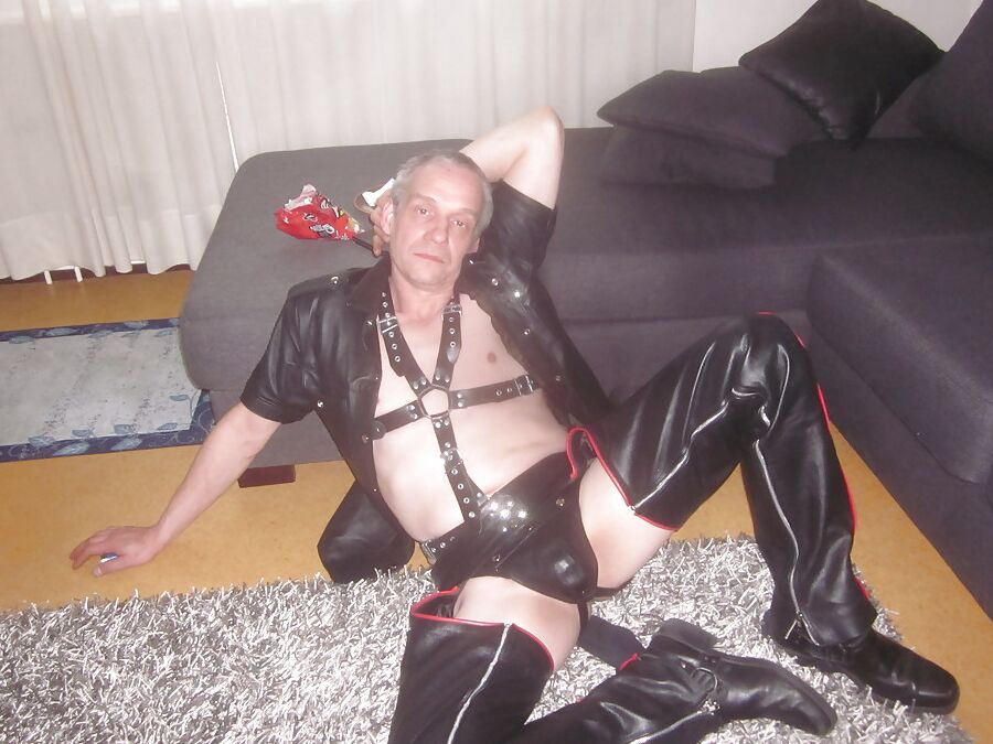 mr.mature leather