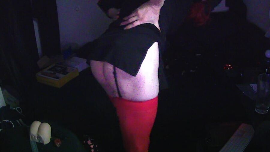 Booty N Skirts