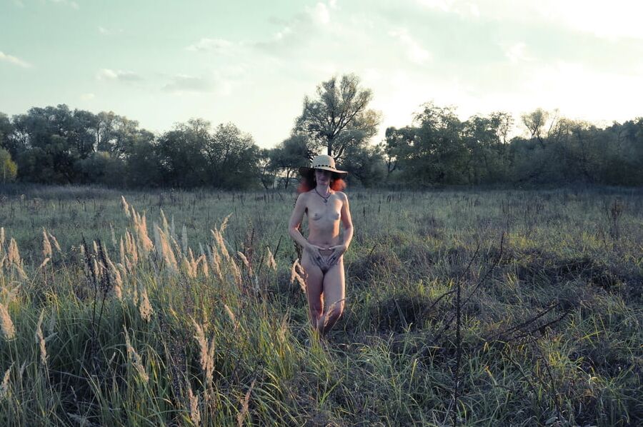 Without Panties but in Hat