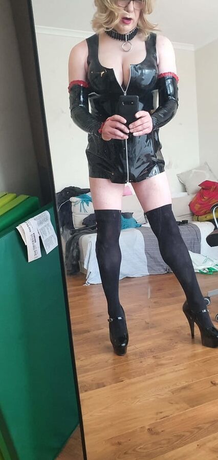 Rachel Latex Wears a Very Short Dress