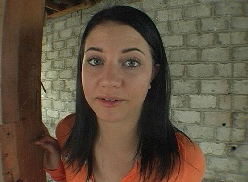 LolaSpais at a construction site