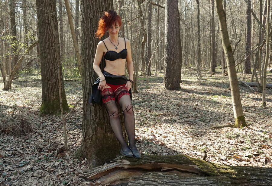 red garter
