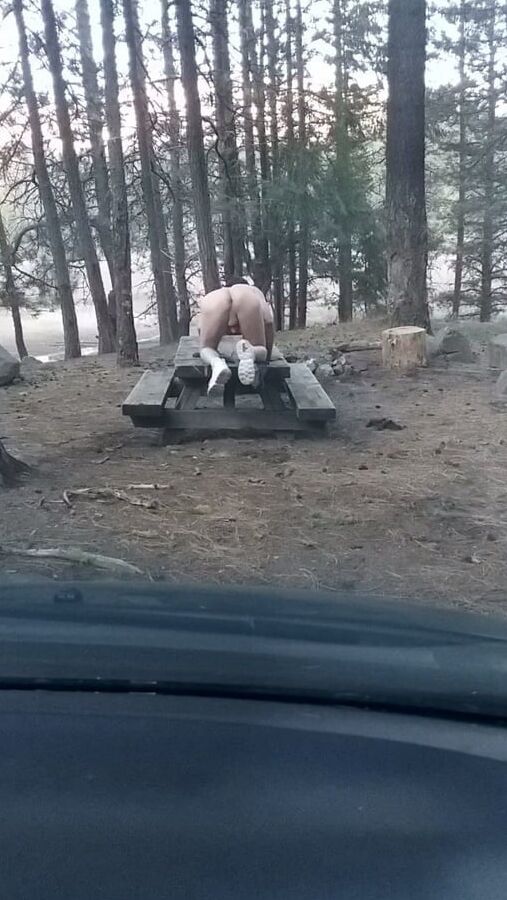 Let&;s have sex outside