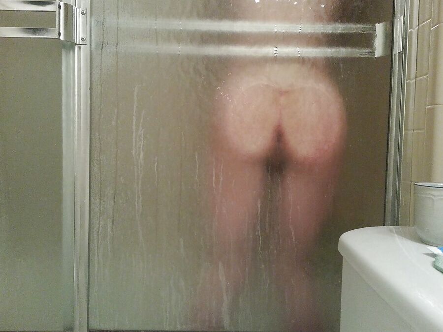 Nylonfeet on Glas