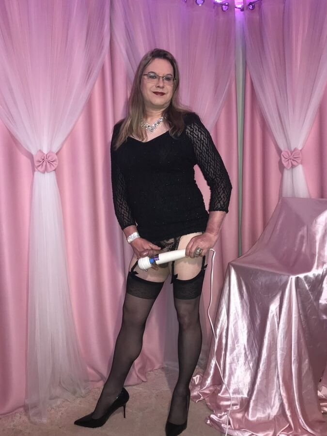 Joanie- LBD