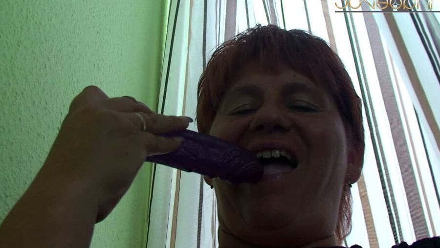 Secretly masturbating - pussy in detail