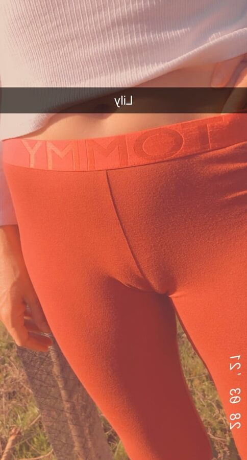 Public No panties Cousine Cameltoe LittlePUSSY small ass