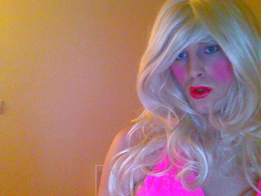 sissy roberta exposed cocksucker