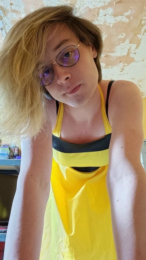 s style yellow dress