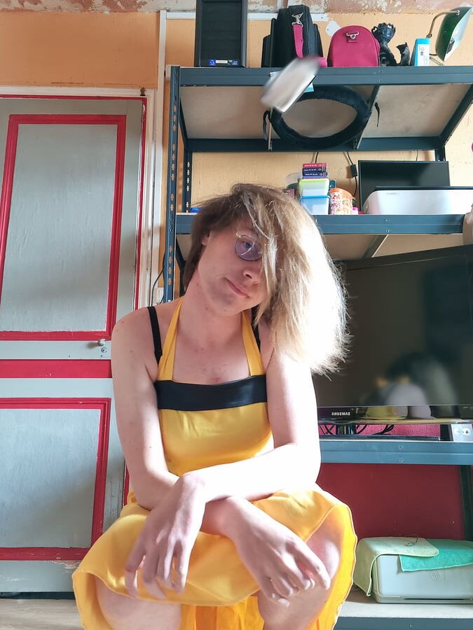 s style yellow dress
