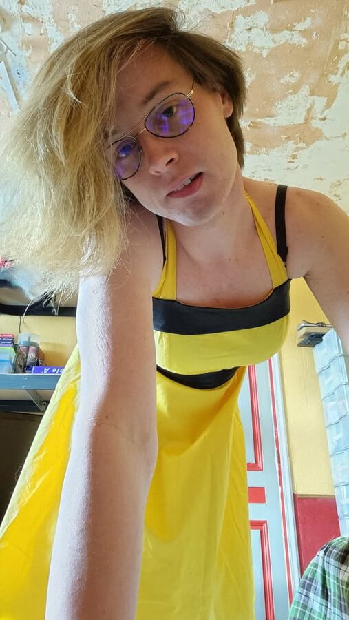 s style yellow dress