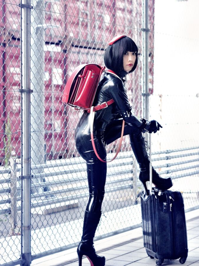 Latex Trans girl