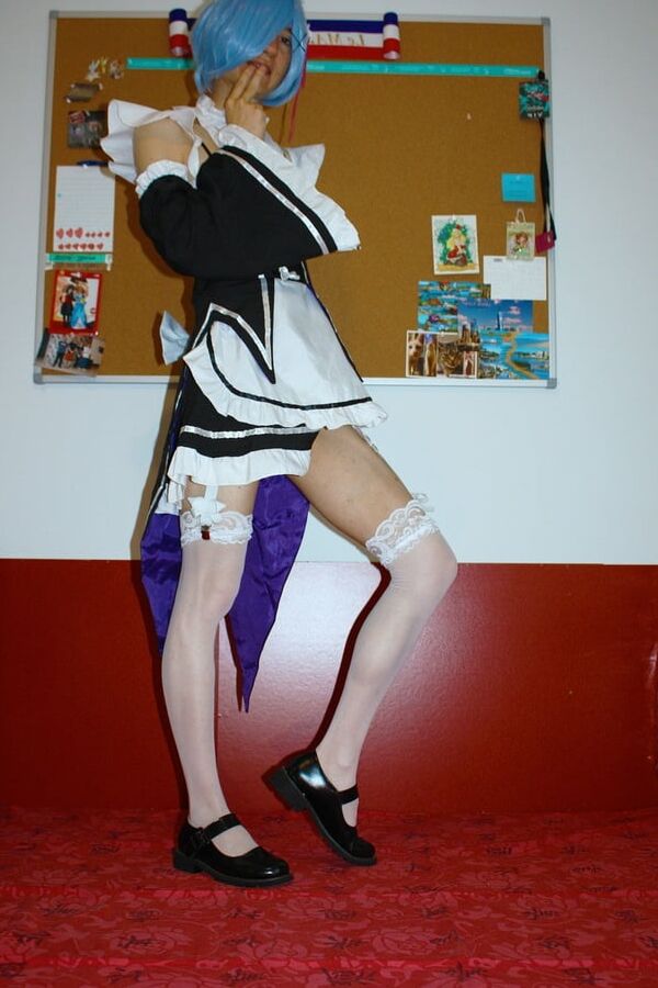 Crossdress cosplay Rem love anal and plugs