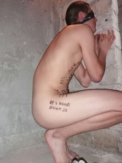 Slave body writing in dirty basement. Humiliation comment