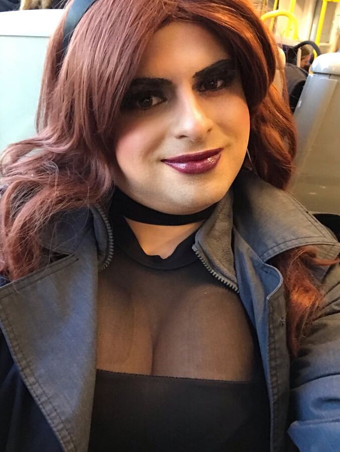 AmandaLeFey goes out to party