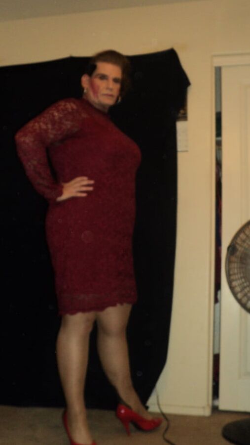 new makeup business pant suit and oher pics of crossdresser