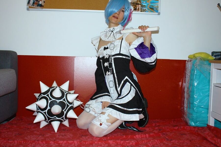 Crossdress cosplay Rem love anal and plugs