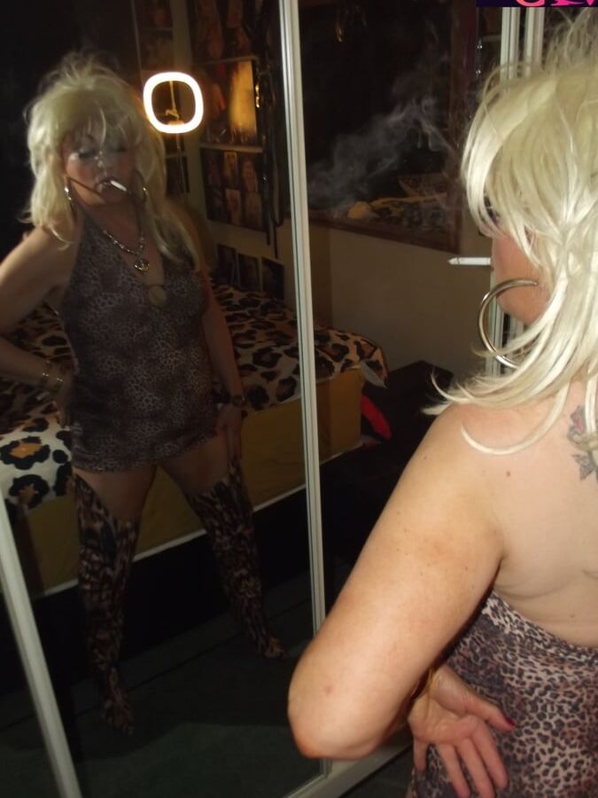 THIS WHORE CAN DO EVERYTHING