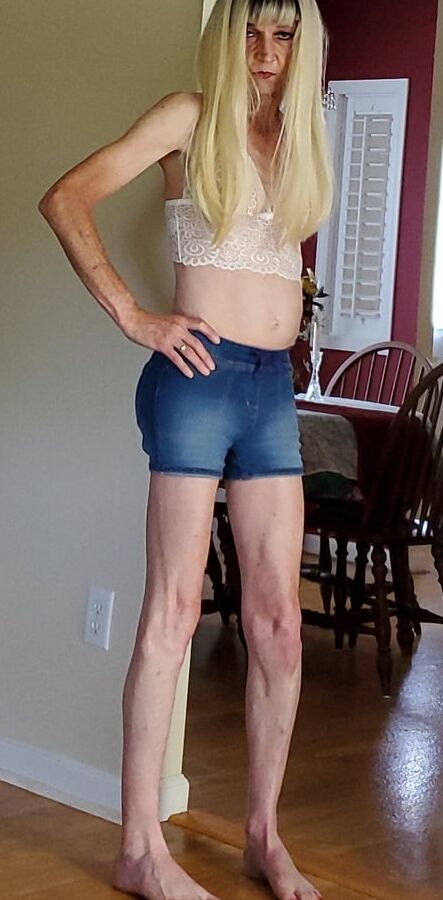 Bobbie short shorts