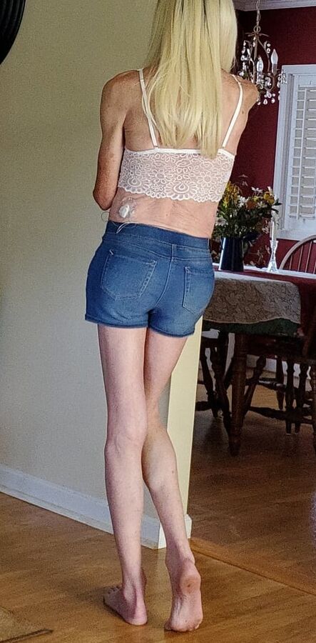 Bobbie short shorts