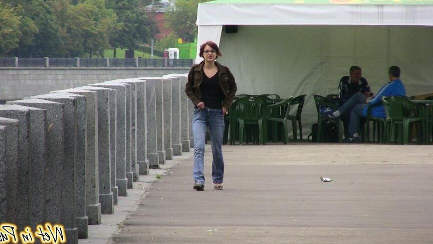 Pissing In Public Black Babe Pee Pee Pussy Spread Peeing HD