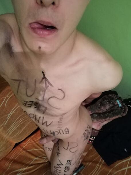 Slave body writing in dirty basement. Humiliation comment