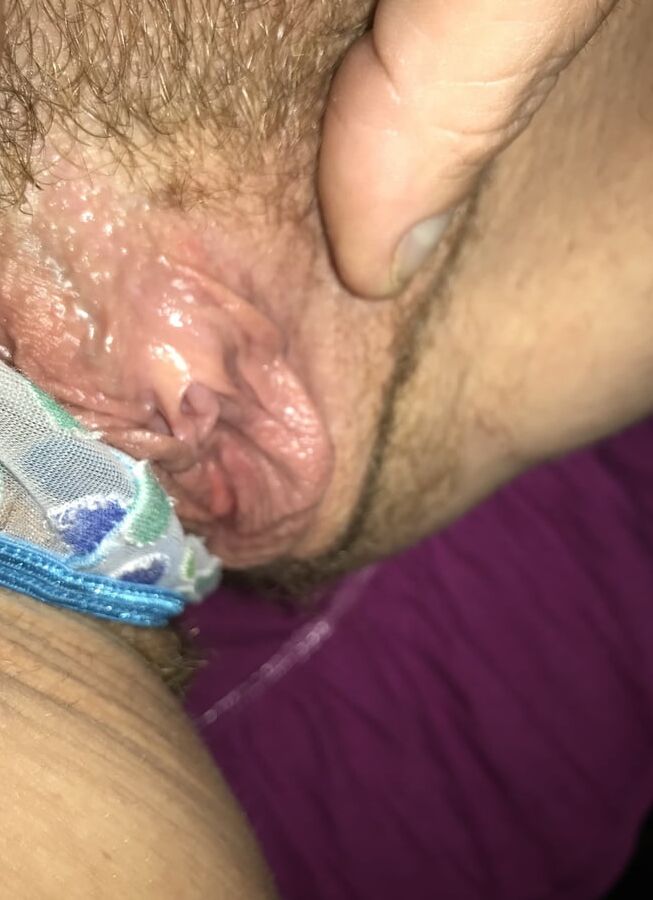 See my Hairy Wet Pussy American Milf
